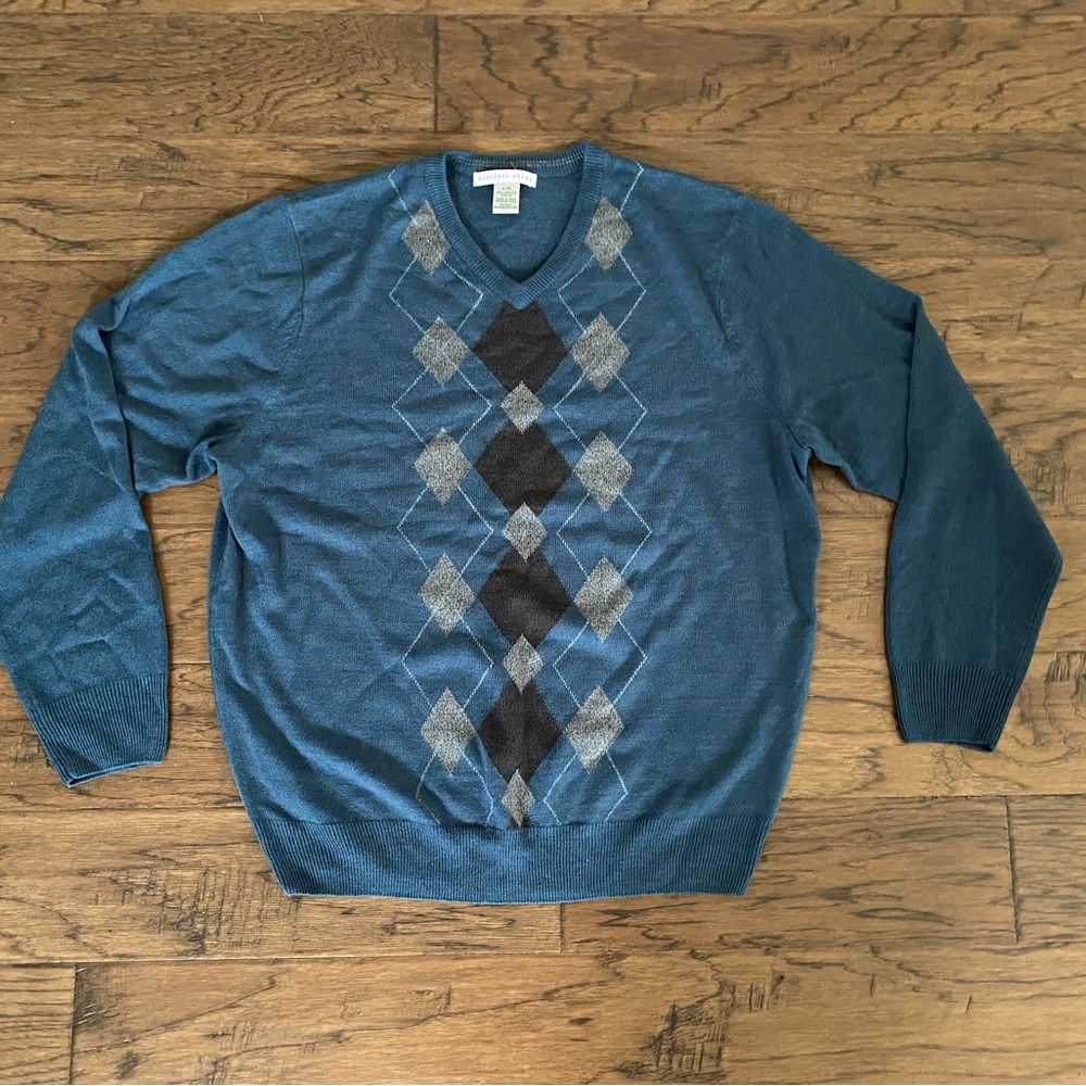 Geoffrey Beene Soft Blue Sweater
